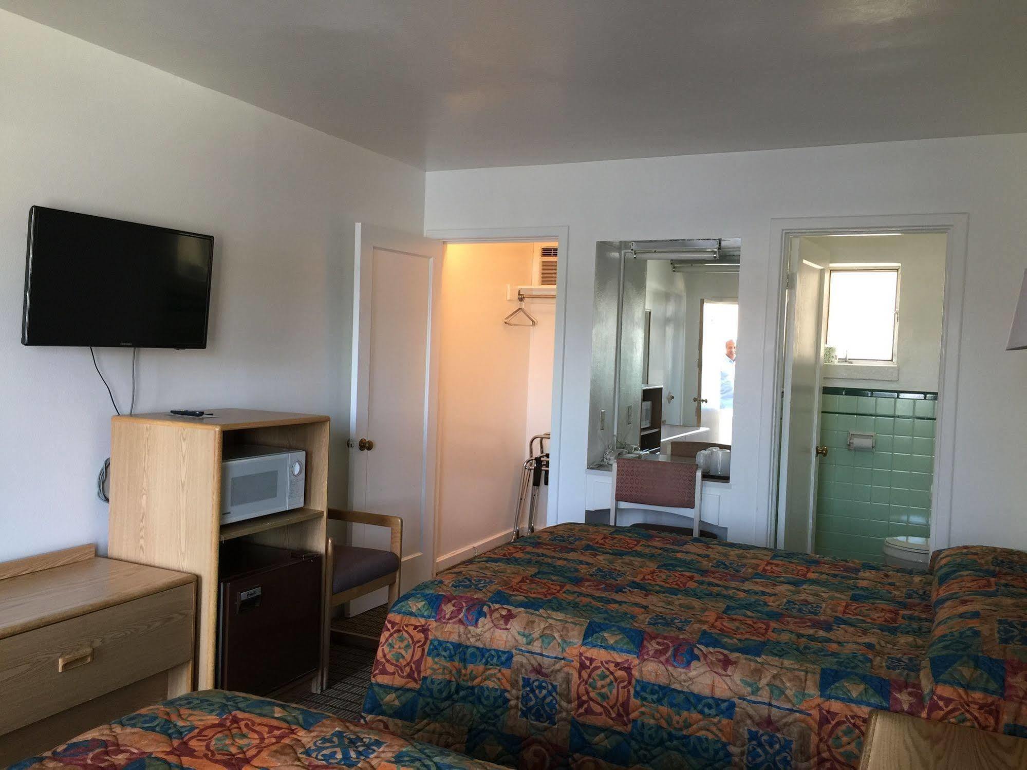 Centre Motel Elko Buitenkant foto